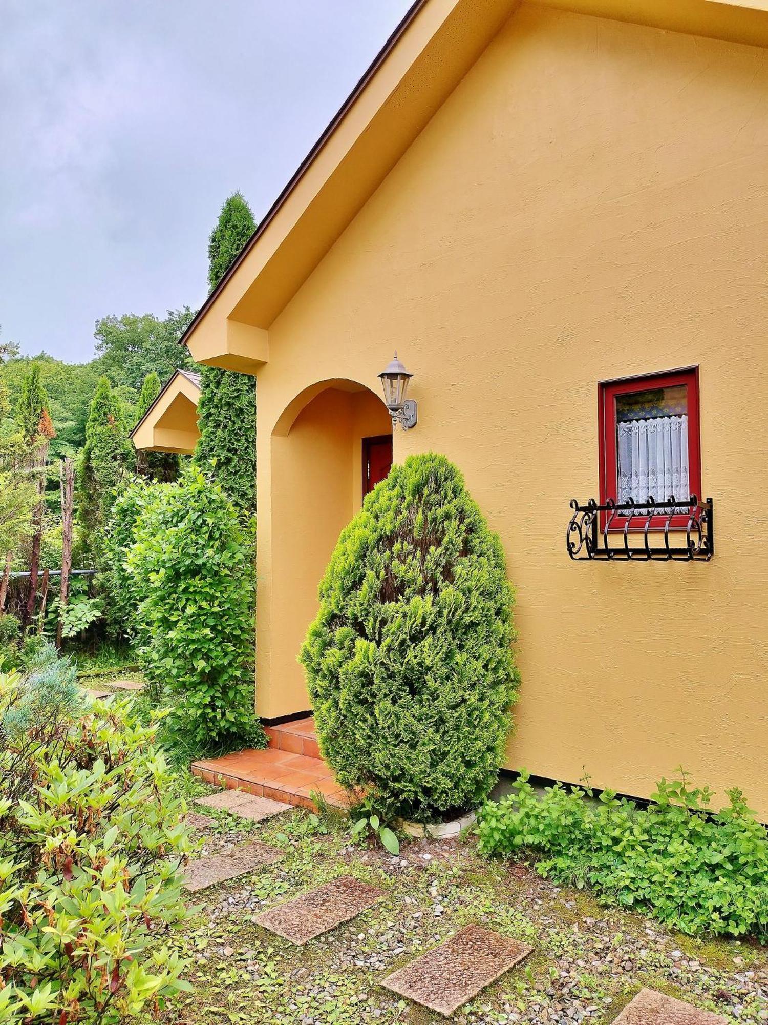 Aromatic Garden Villa La Poltrona Насу Экстерьер фото