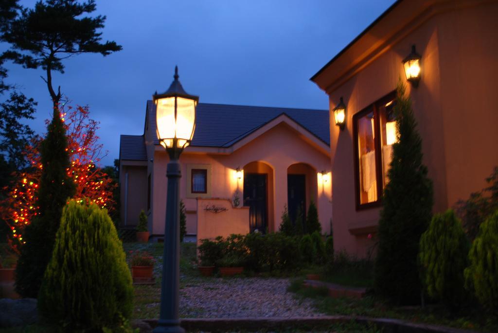 Aromatic Garden Villa La Poltrona Насу Экстерьер фото