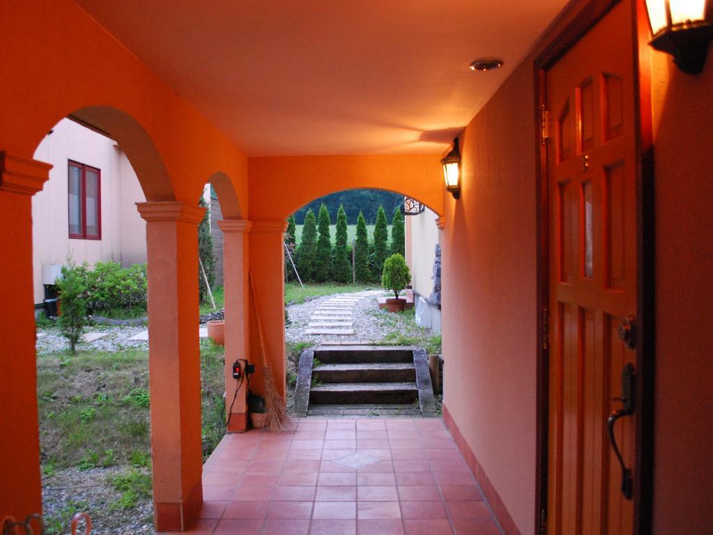 Aromatic Garden Villa La Poltrona Насу Экстерьер фото